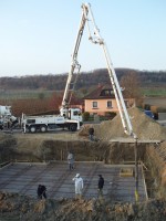 /album/vorbereitungen-fur-bodenplatte-betonieren/betonieren-033-fileminimizer-jpg/